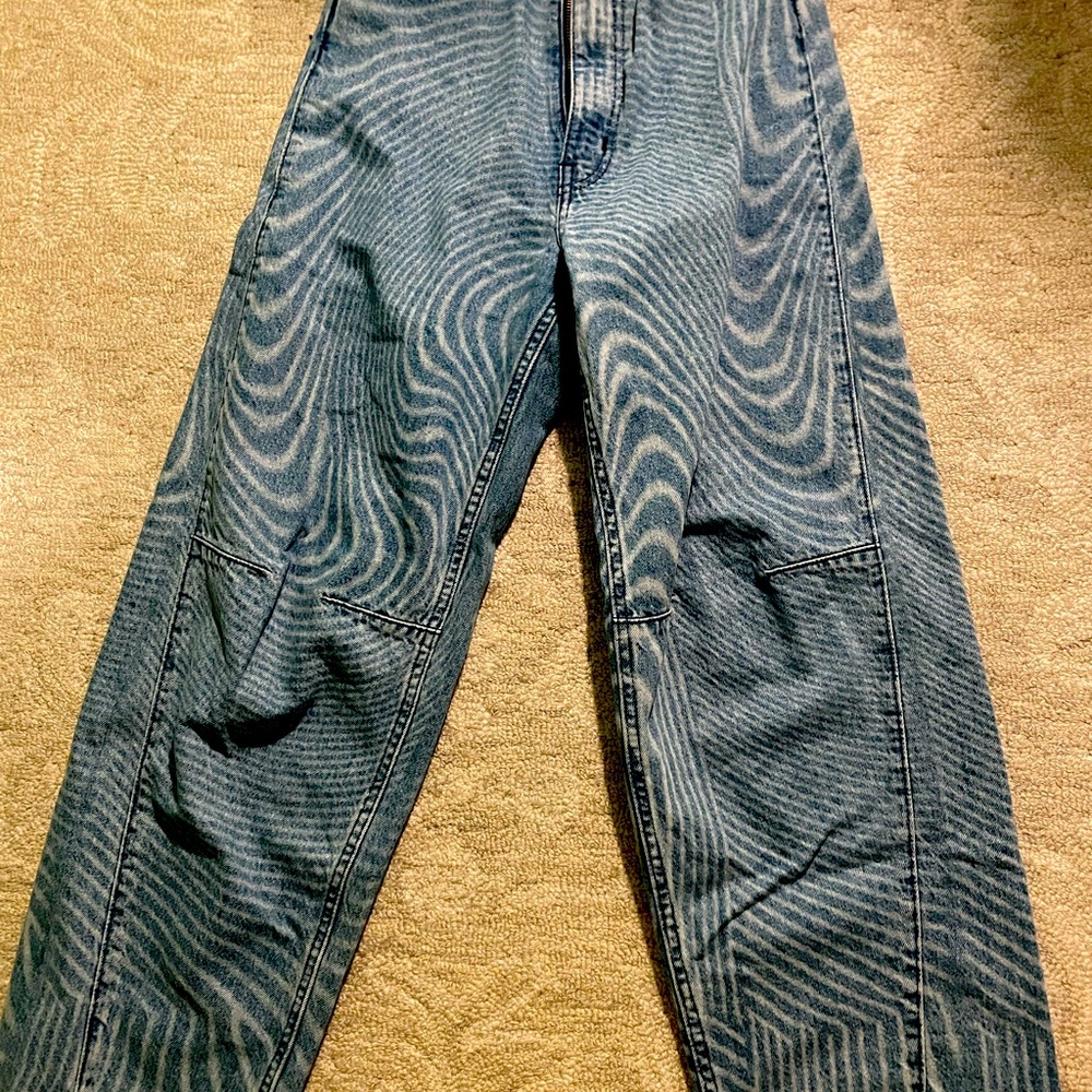 Swirly bdg jeans